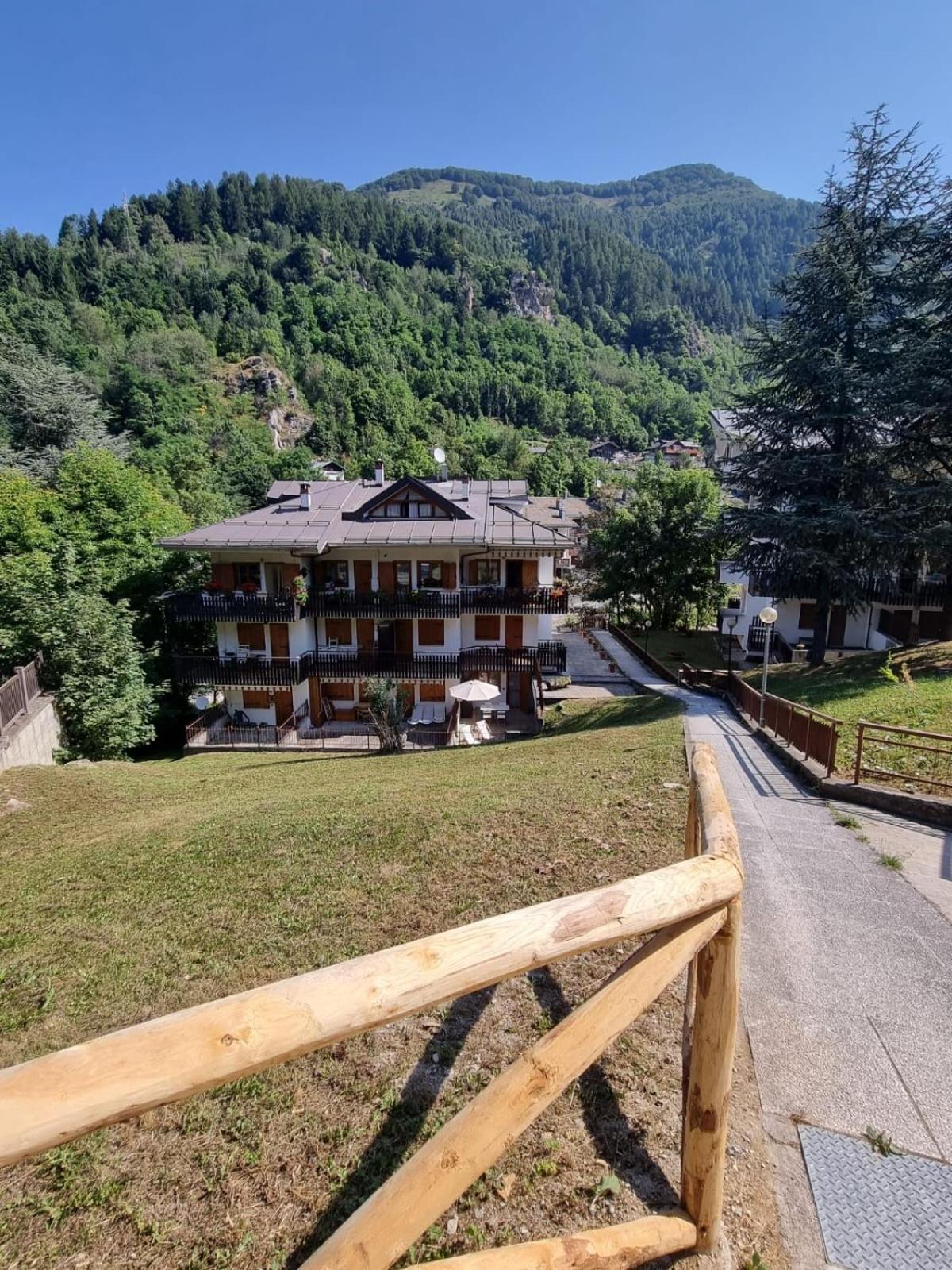 La Casa Del Cervo Daire Limone Piemonte Dış mekan fotoğraf